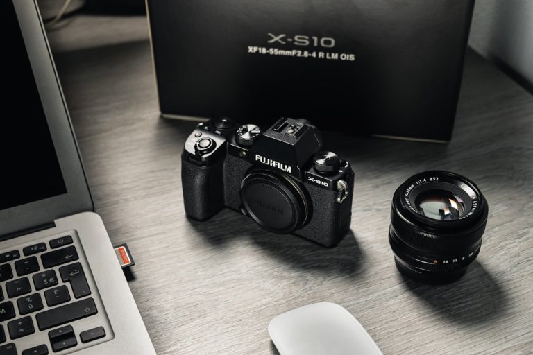 The Tech Luxe Life: Balancing Luxury and Affordability