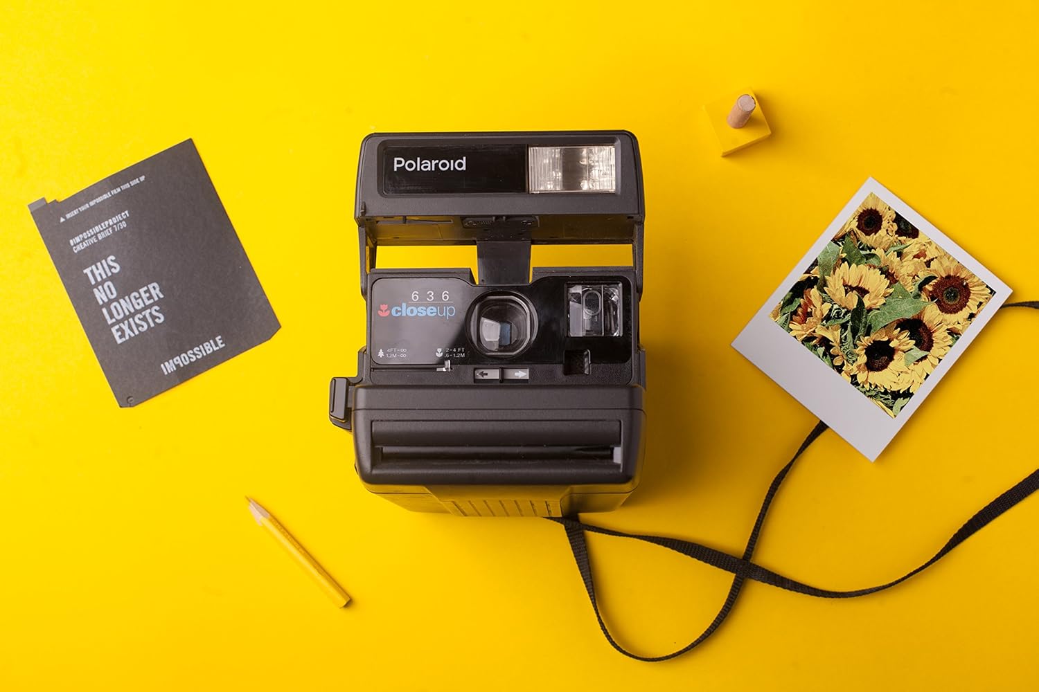 One-Step 600 Instant Camera - Image 5
